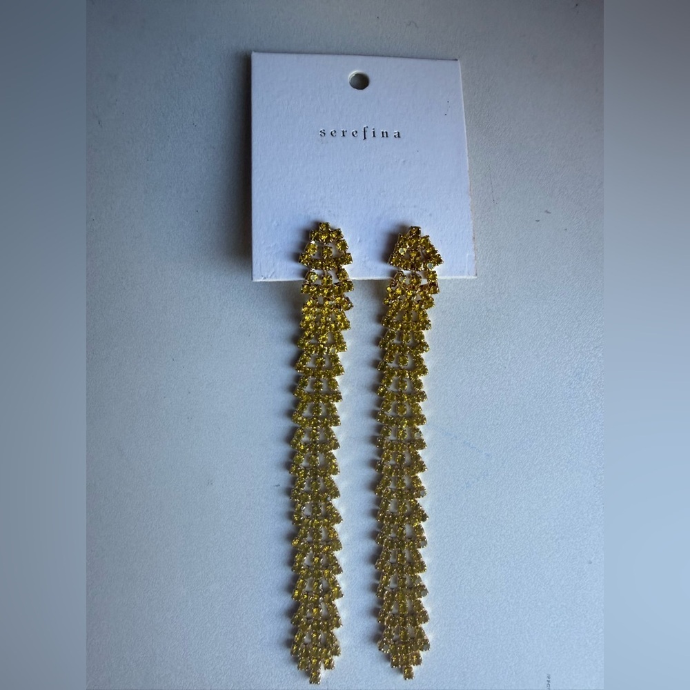 NWT Serefina Yellow Chain Feather Earrings.